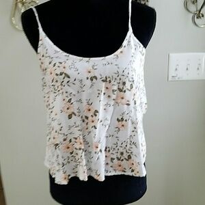 Very cute, soft and flowy sleeveless top, size S